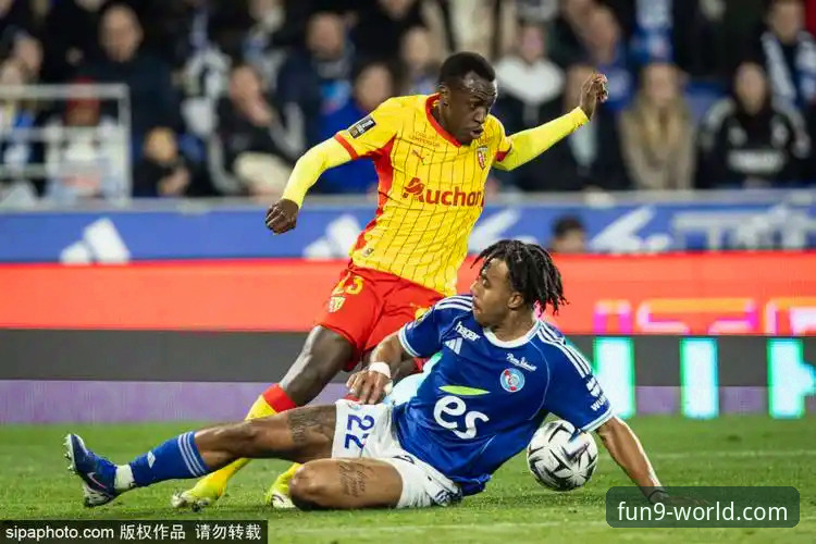 阿根廷世界杯征程突遭重创，帕尼切利伤退最新动态